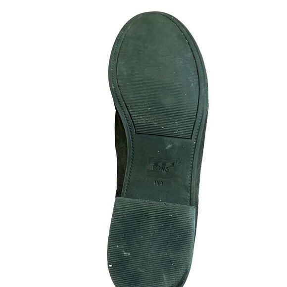 Tom’s black suede booties - Picture 5 of 7